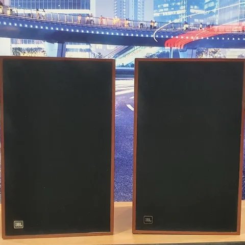 JBL Legendaris Century L100 4