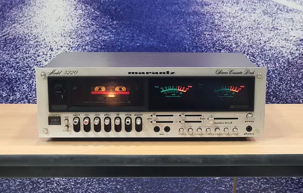 Marantz 5220 front